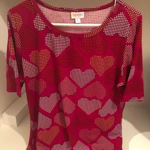 BNWOT Digital heart XL lularoe top.